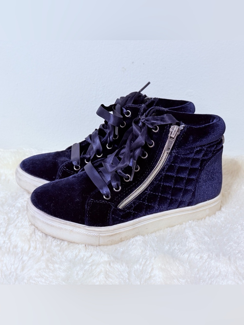 Steve Madden Velvet High-Top Lace-Up Sneakers with Side Zip - Blue Sz 13 Youth